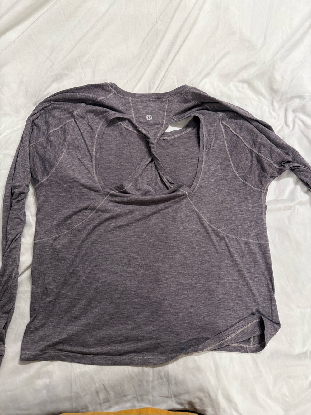 Lululemon Women’s Long-Sleeve Performance Top in Heather Purple - Picture 3 of 10